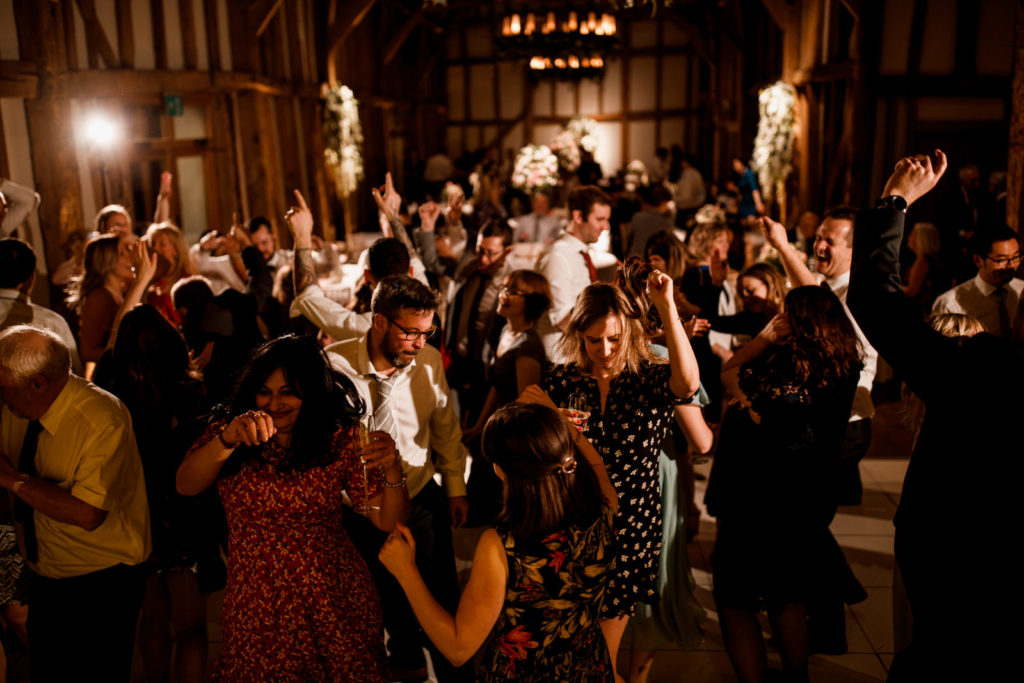 wedding party dancing