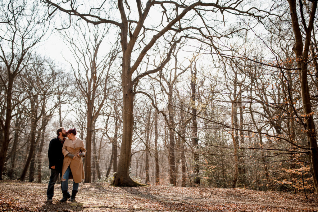 couple hugging in burnham beeches