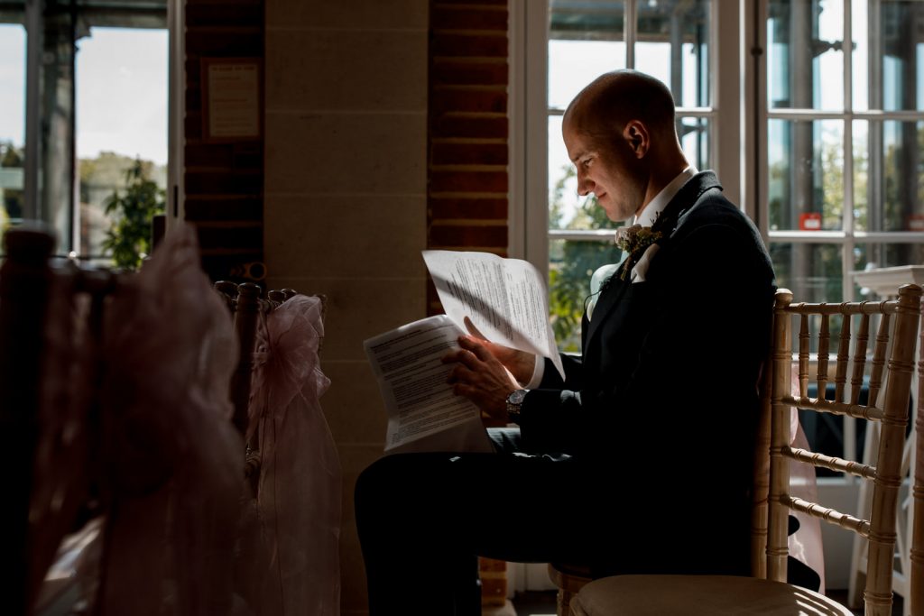 groom reading vows