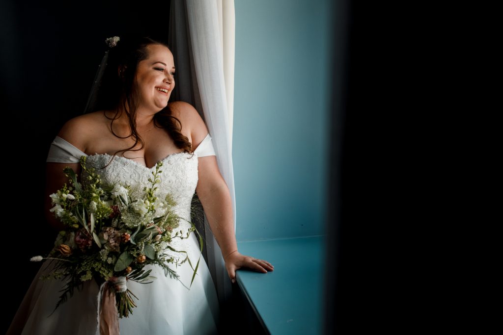 bridal portrait at great house sonning