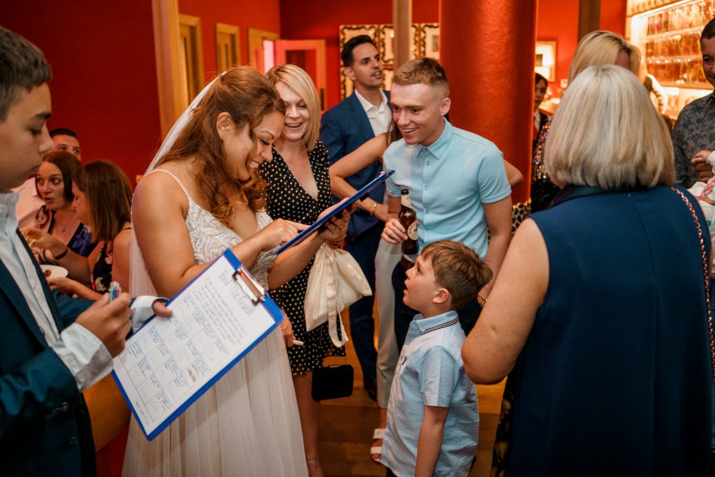 quiz at wedding