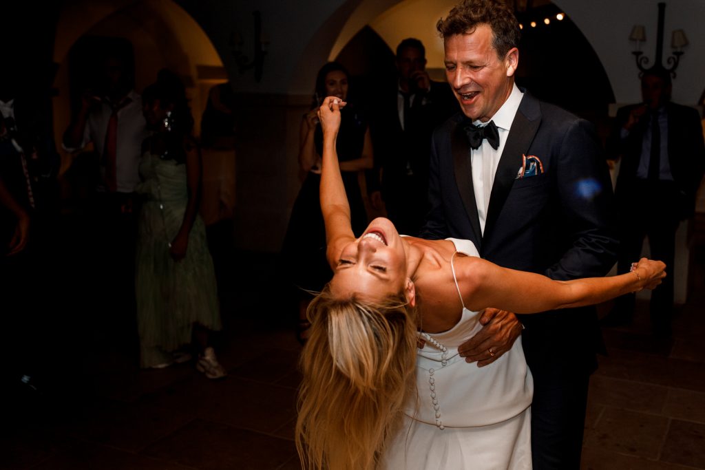 first dance at la bastide de gordes wedding