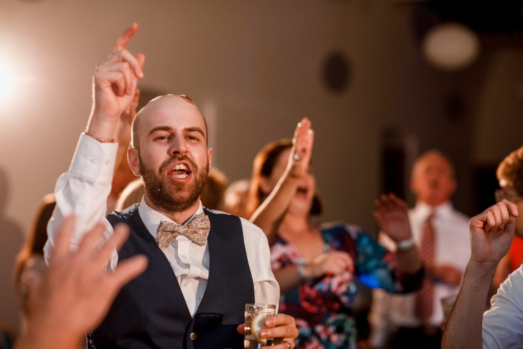 wedding party dancing