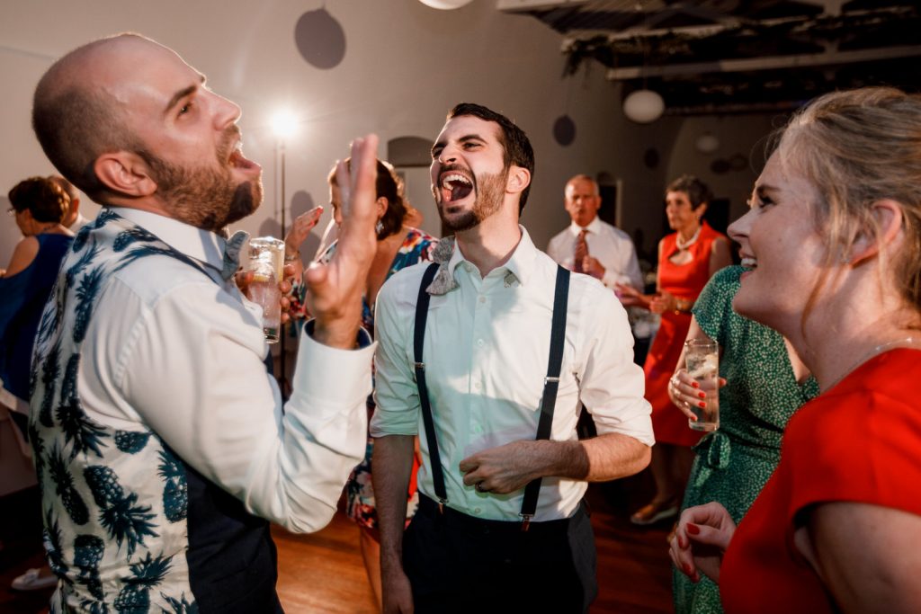 wedding party dancing