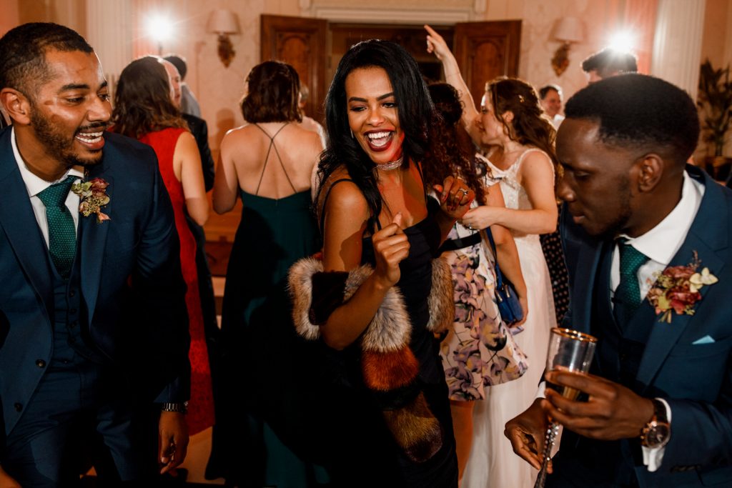 wedding party at hedsor house wedding