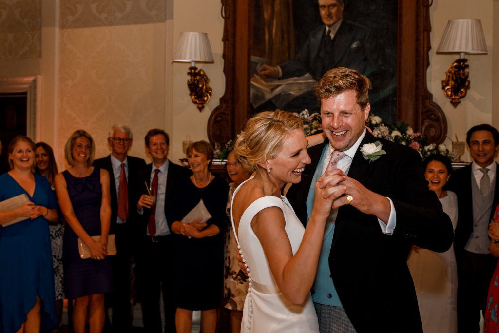 dancing at hedsor house wedding