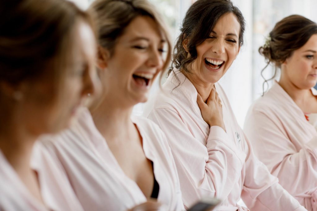 bridesmaids getting ready