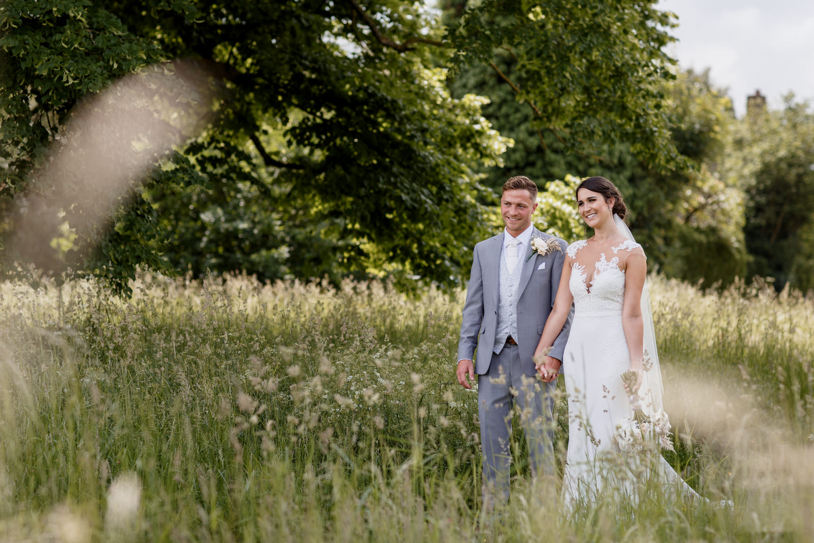 garden wedding photographer