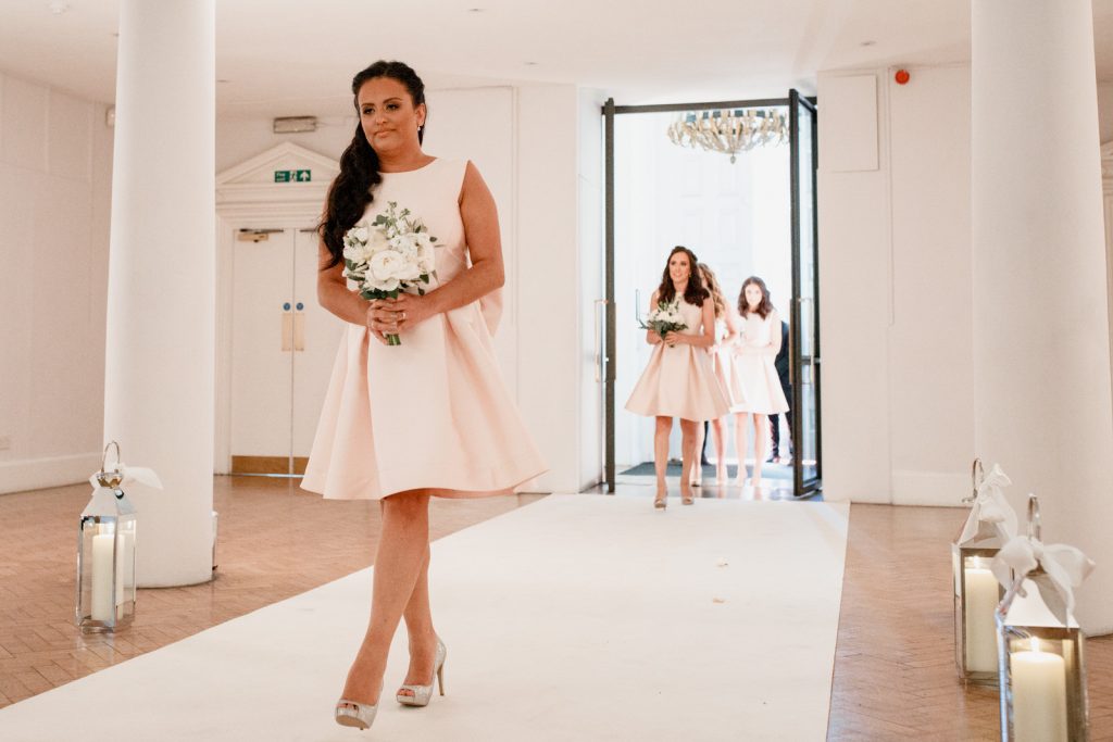 bridal party arriving at one marylebone