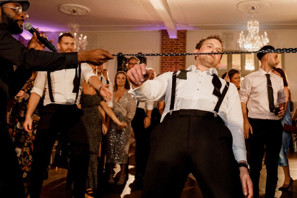 weddding party dancing at offley place wedding